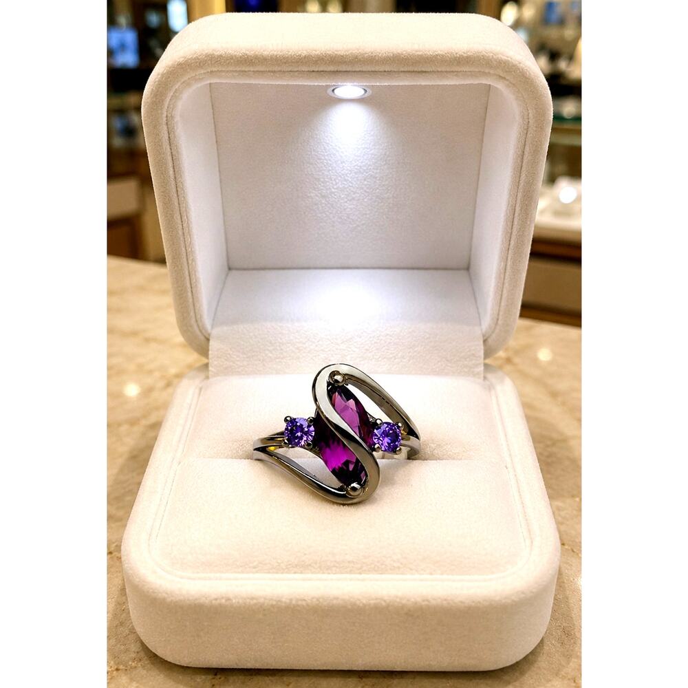 Horse Eye Zircon Ring size 9